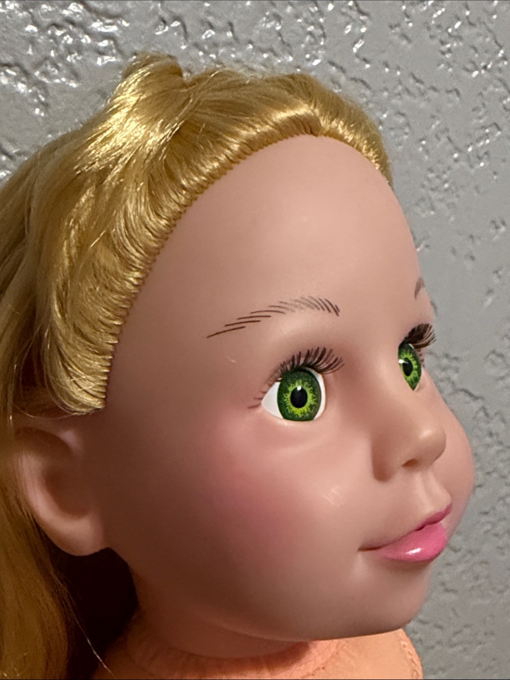 Totally My Style 18” Doll Blonde with Green Eyes - Picture 8 of 14